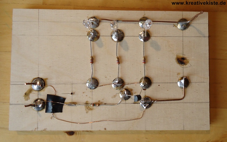 23-Transistor-Grundschaltungen-disko-licht
