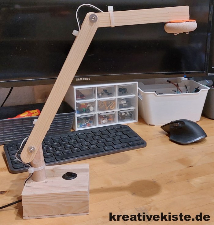 Bauanleitung LED Holz Schreibtischlampe mit Gelenkarm 3