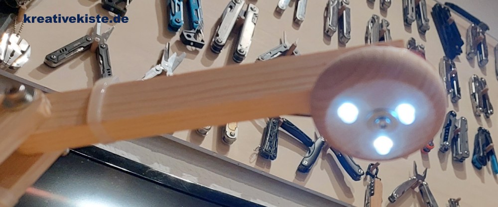 Bauanleitung LED Holz Schreibtischlampe mit Gelenkarm 7
