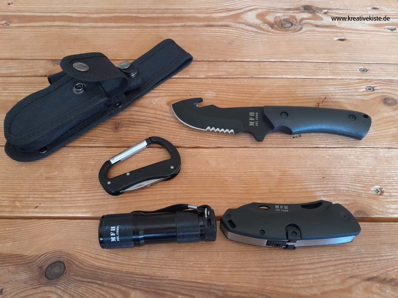 0 MFH MFH SET Messer Set mit LED Lampe Multitool Karabiner und Etui 45451A