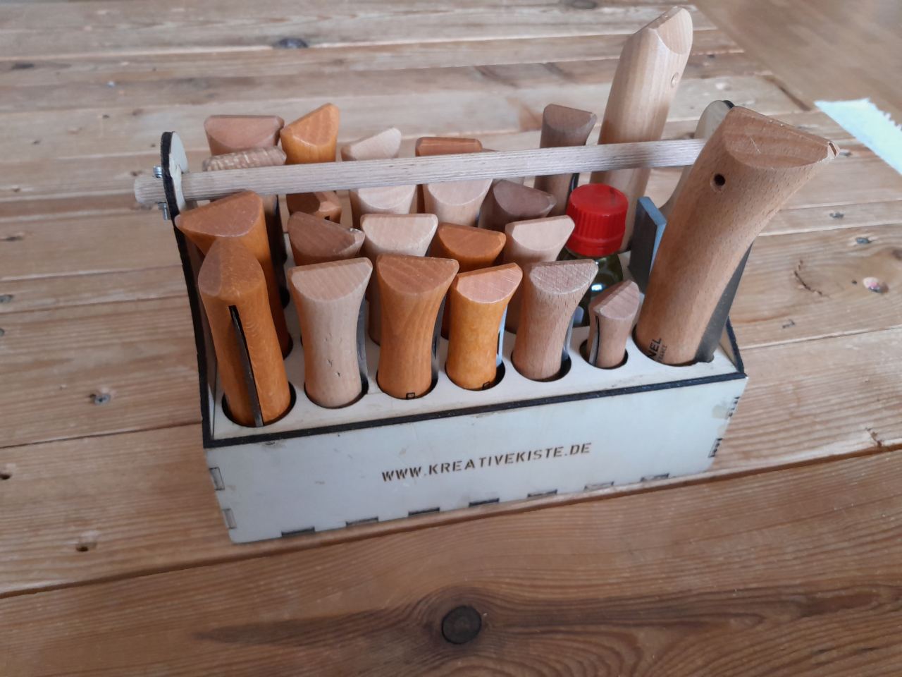 1 Opinel Messer aus Carbonstahl und Inox Stahl Unterschiede und Pflege