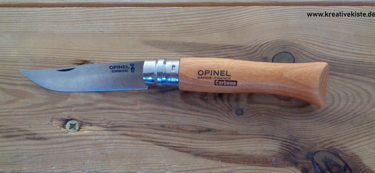 6 Opinel Messer aus Carbonstahl und Inox Stahl Unterschiede und Pflege